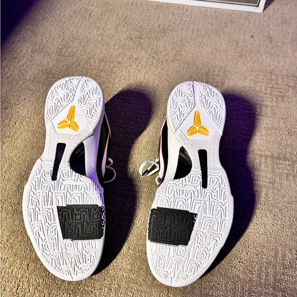 Kobe 5 Bruce lee alternate Size 14 - Picture 3 of 6